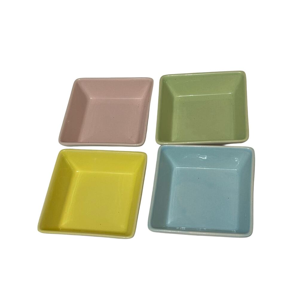 4 Colorful Pastel Ramemkins - Oven/Microwave Safe